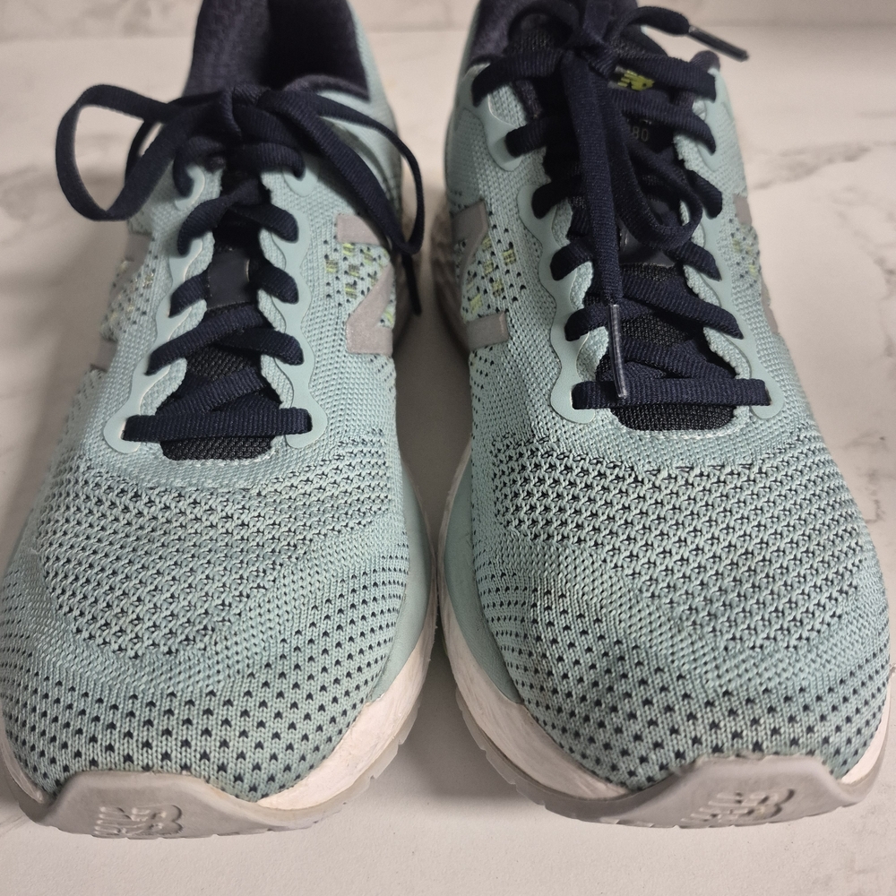 SOLD!!!!!New Balance Women's Blue Fresh Foam 880 Running Shoes